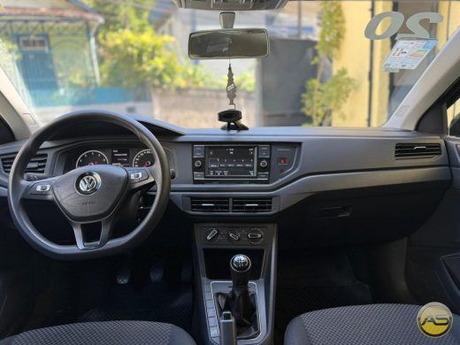 VOLKSWAGEN Polo - foto 5