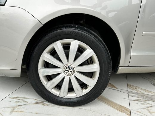 VOLKSWAGEN Polo - foto 3