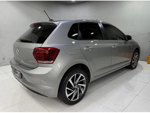 VOLKSWAGEN Polo - foto 5