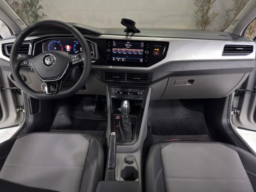 VOLKSWAGEN Polo - foto 7