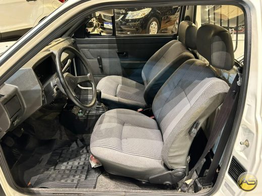 VOLKSWAGEN Saveiro - foto 4