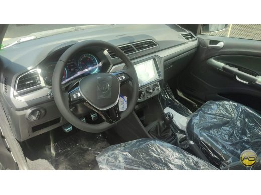 VOLKSWAGEN Saveiro - foto 4