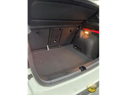 VOLKSWAGEN Taos - foto 8