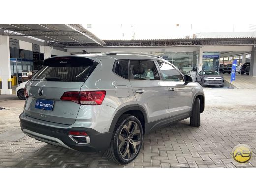 VOLKSWAGEN Taos - foto 3