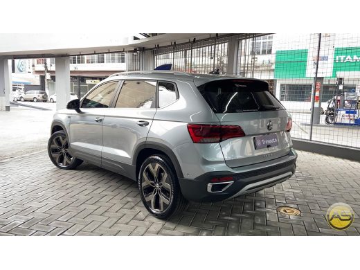 VOLKSWAGEN Taos - foto 4