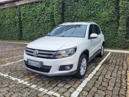 VOLKSWAGEN Tiguan - foto 3
