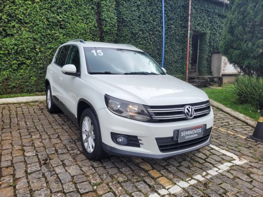 VOLKSWAGEN Tiguan - foto 4