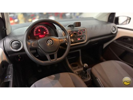 VOLKSWAGEN UP - foto 5