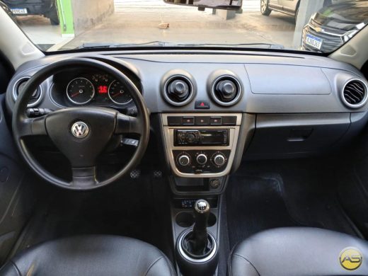 VOLKSWAGEN Voyage - foto 9