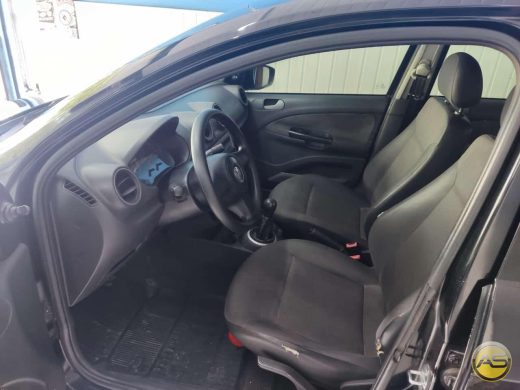 VOLKSWAGEN Voyage - foto 5