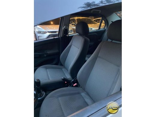 VOLKSWAGEN Voyage - foto 7