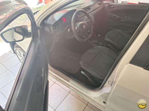 VOLKSWAGEN Voyage - foto 7