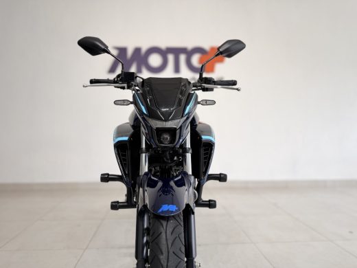 YAMAHA FZ25 - foto 8