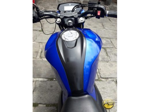 YAMAHA MT-03 - foto 6