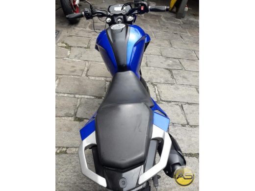 YAMAHA MT-03 - foto 7