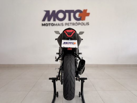 YAMAHA YZF R3 ABS - foto 4