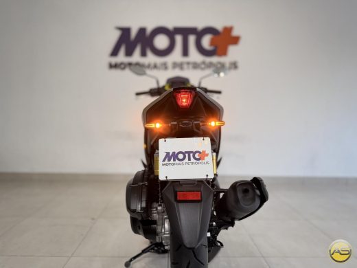 YAMAHA AEROX 160 ABS - foto 4