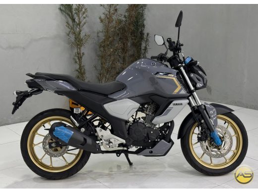 YAMAHA FZ15 150 Fazer - foto 2
