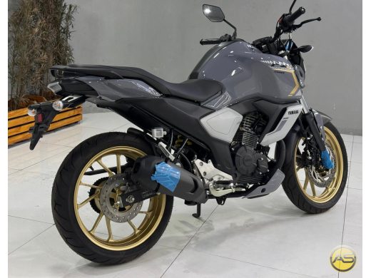 YAMAHA FZ15 150 Fazer - foto 3