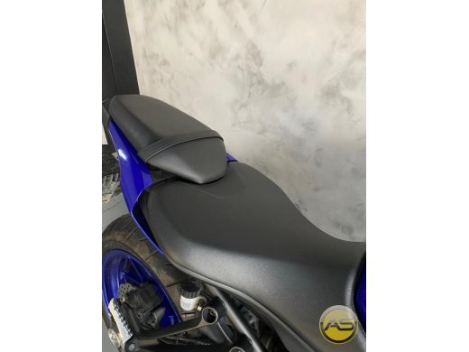 YAMAHA MT-07 - foto 3