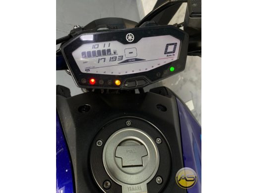 YAMAHA MT-07 - foto 8