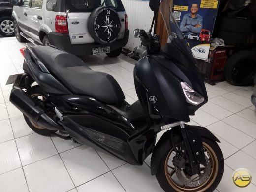 YAMAHA XMAX 250 - foto 4