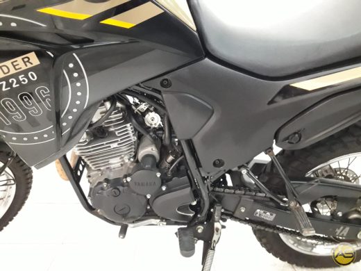 YAMAHA XTZ 250 LANDER - foto 4