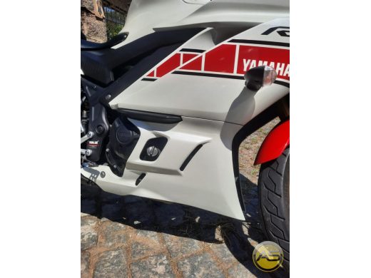 YAMAHA YZF R3 - foto 6