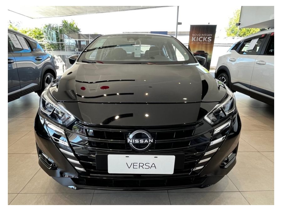 NISSAN Versa - foto 1