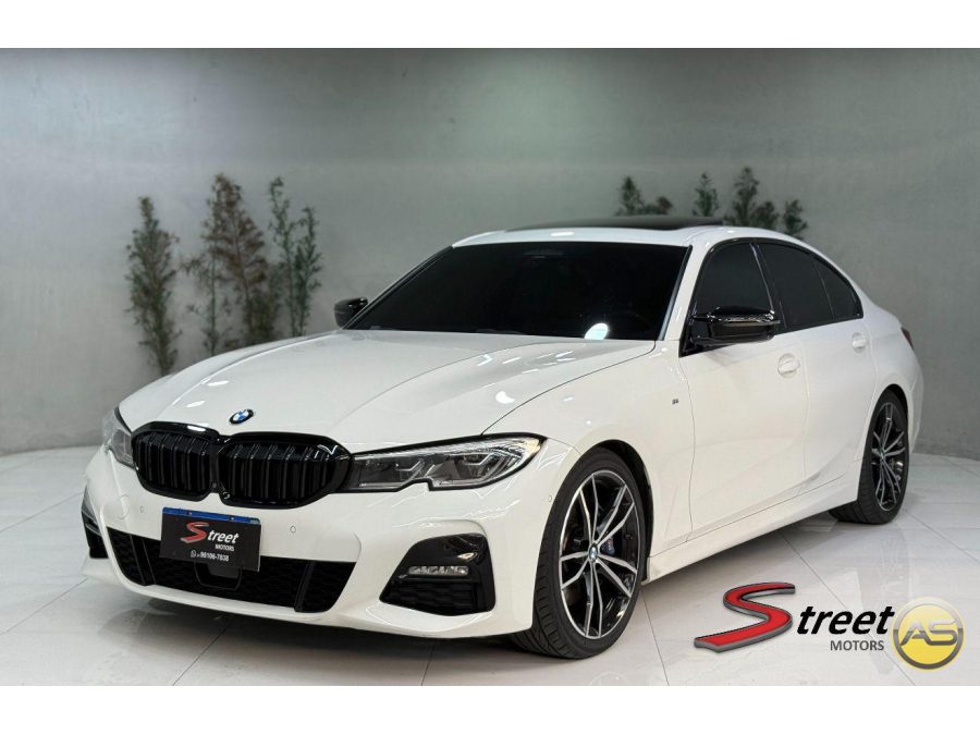BMW 330i - foto 1