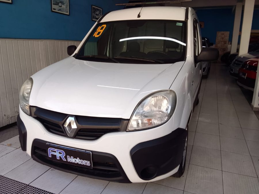 RENAULT Kangoo - foto 1