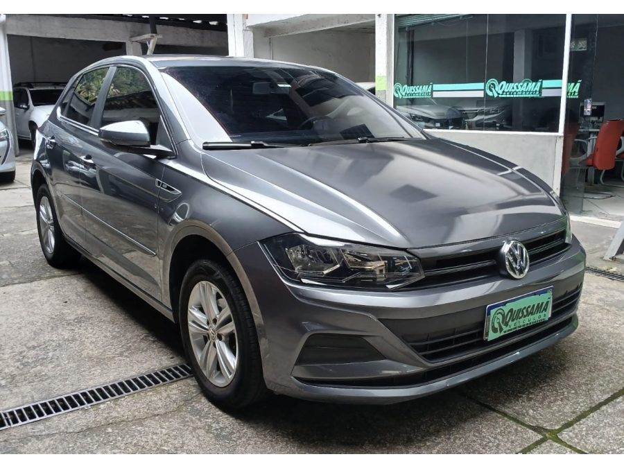 VOLKSWAGEN Polo - foto 1