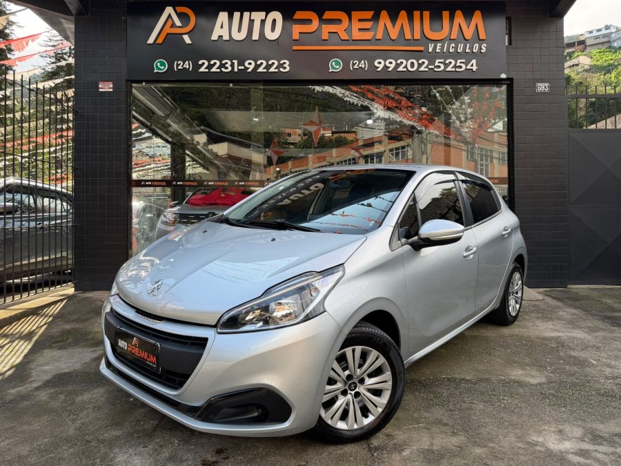 PEUGEOT 208 - foto 1
