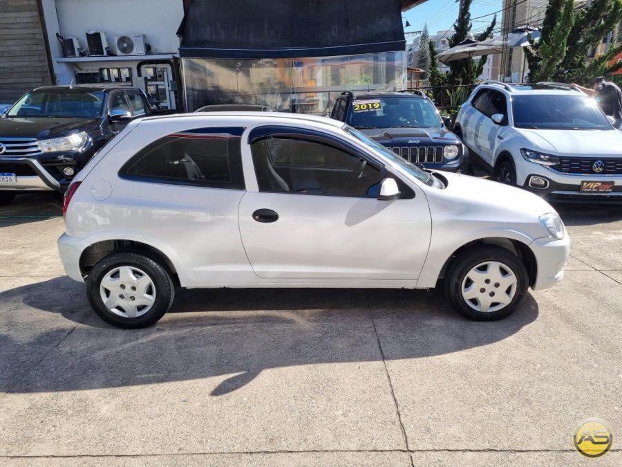 CHEVROLET Celta - foto 1