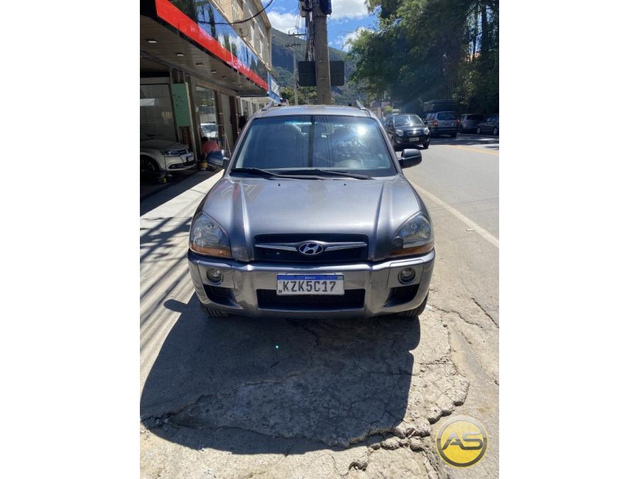 HYUNDAI Tucson - foto 1