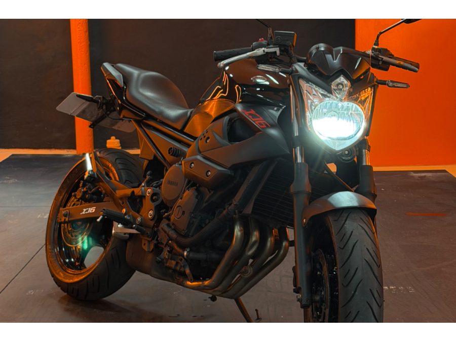 YAMAHA XJ6 F - foto 1