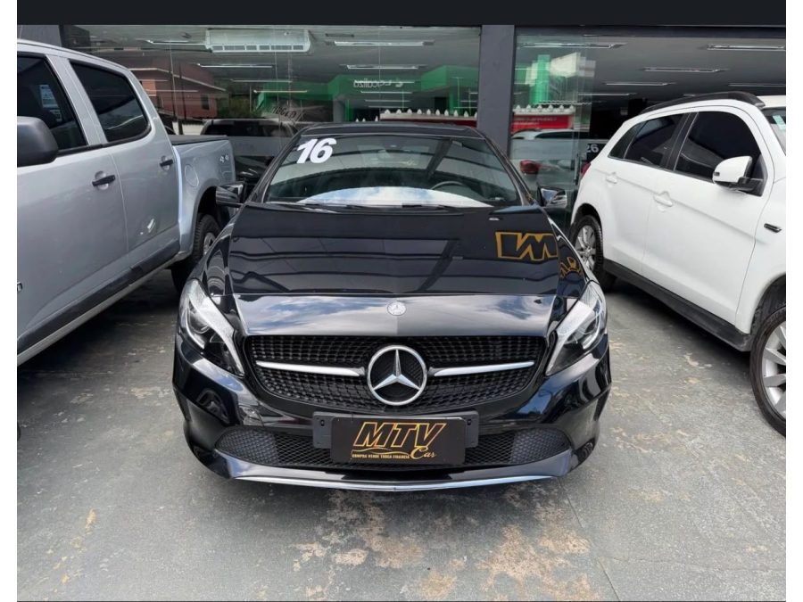 MERCEDES-BENZ A 200 - foto 1