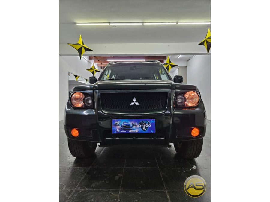 MITSUBISHI Pajero TR4 - foto 1