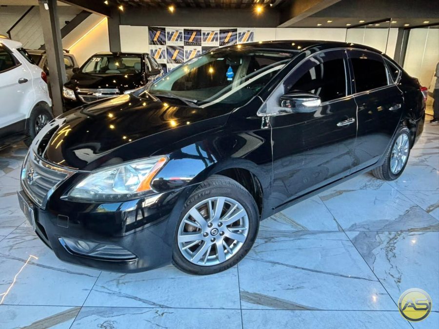 NISSAN Sentra - foto 1