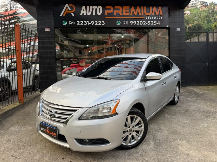 NISSAN Sentra - foto 1