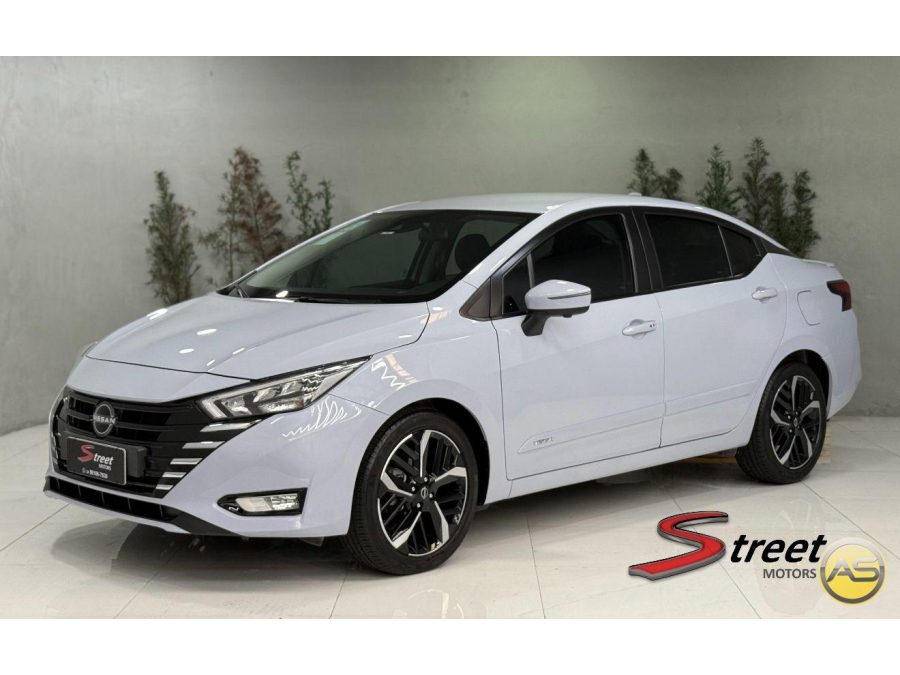 NISSAN Versa - foto 1