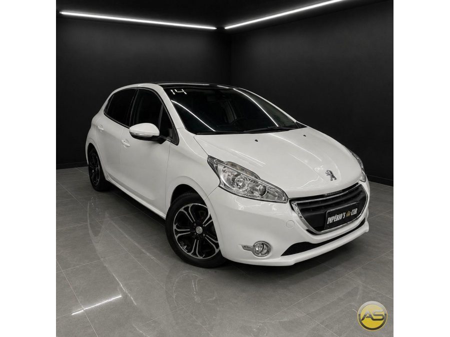 PEUGEOT 208 - foto 1