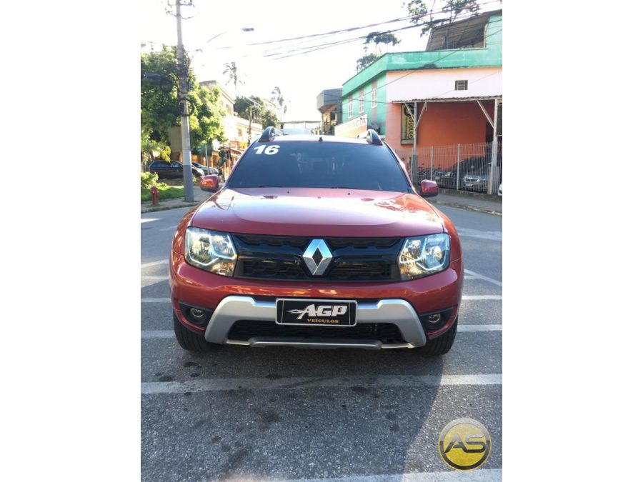 RENAULT Duster - foto 1