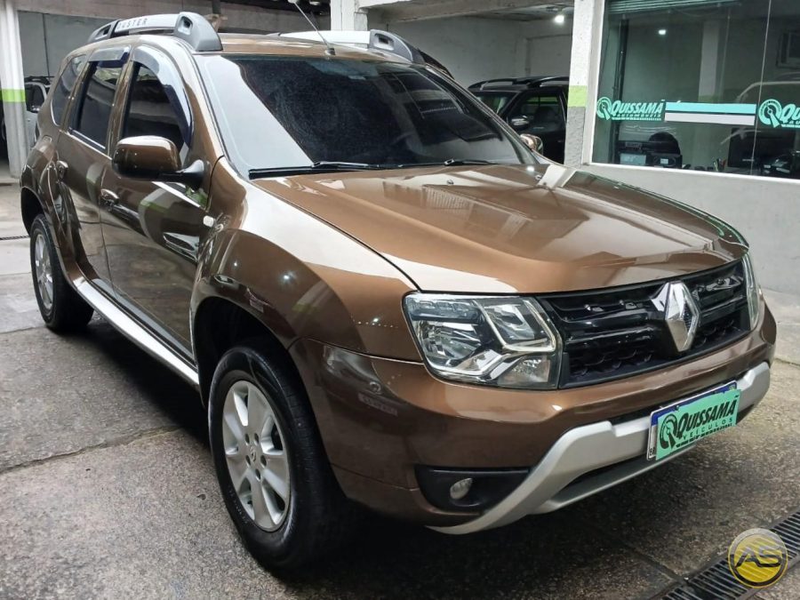 RENAULT Duster - foto 1