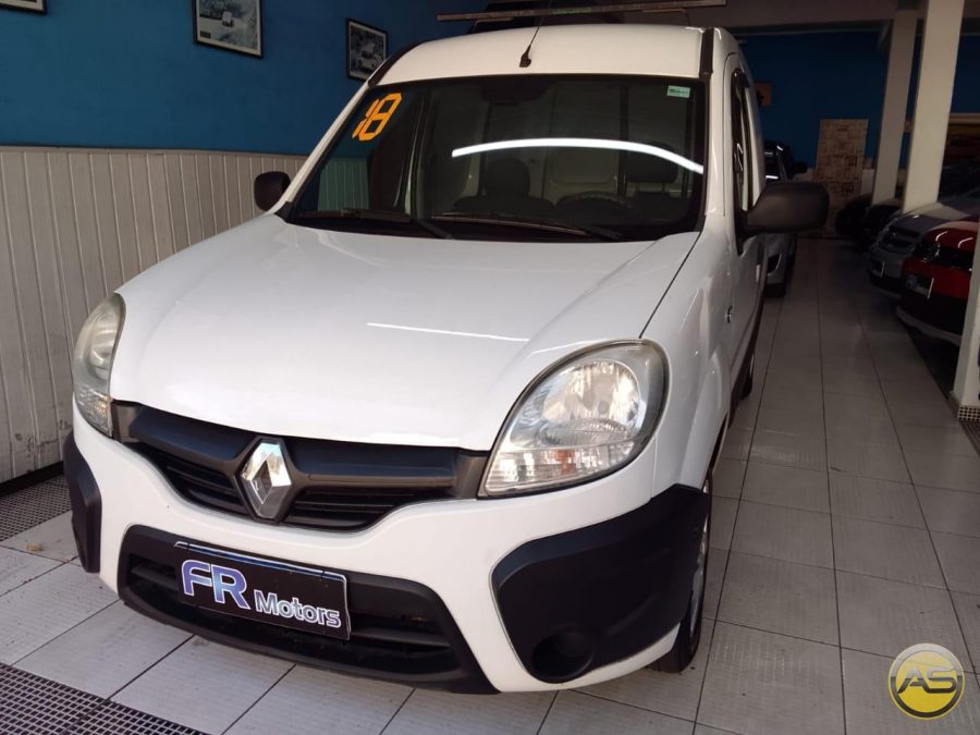 RENAULT Kangoo - foto 1