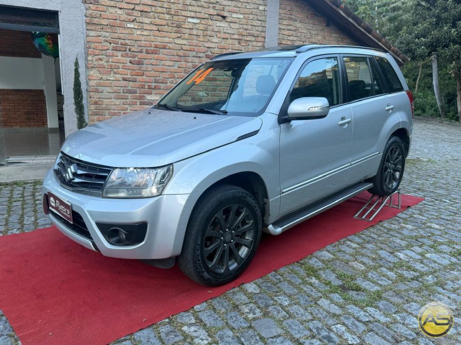 SUZUKI Grand Vitara - foto 1