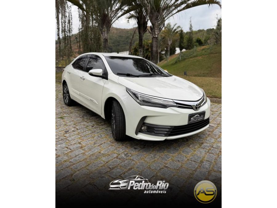 TOYOTA Corolla - foto 1