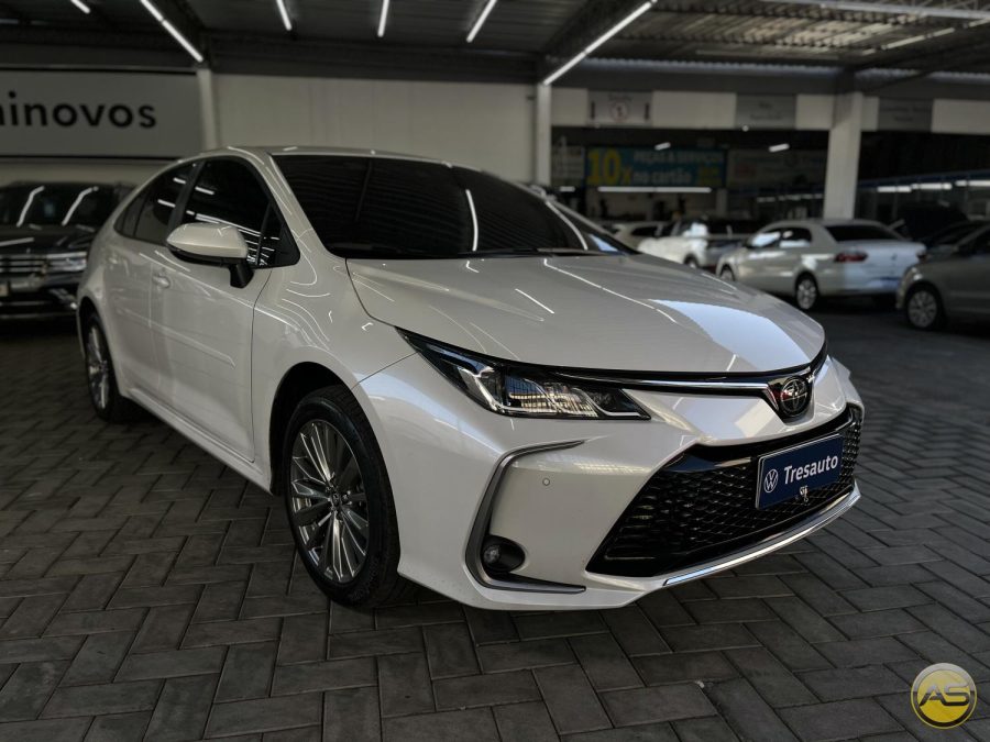 TOYOTA Corolla - foto 1