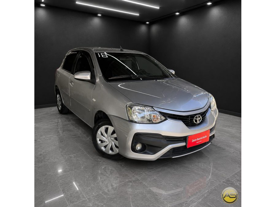 TOYOTA Etios - foto 1