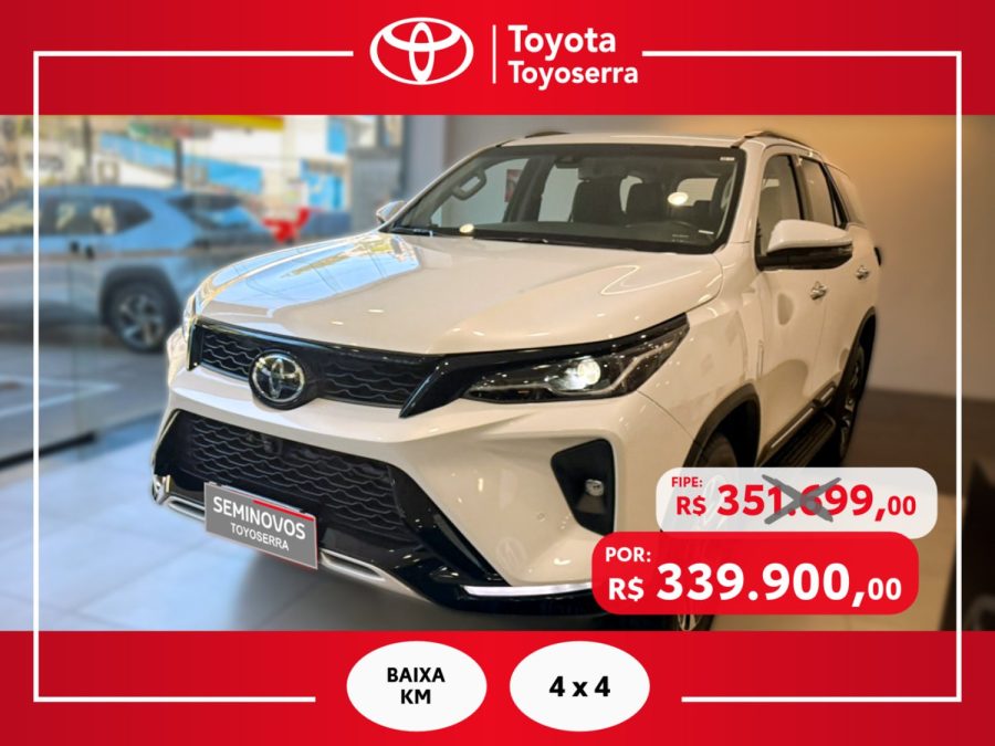 TOYOTA Hilux - foto 1